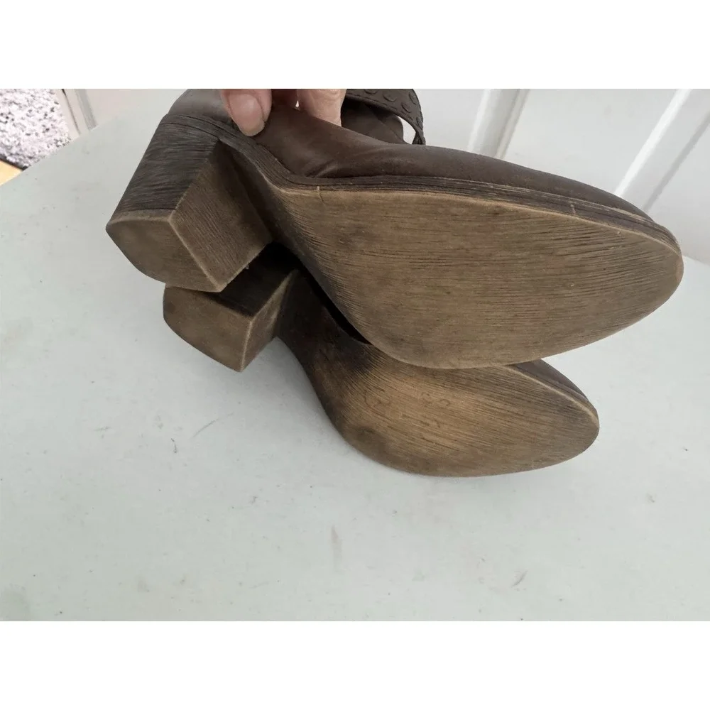 Blowfish Brown Studded Ankle‎ Booties Women's Sz 8.5 Chunky Heel Side Zip